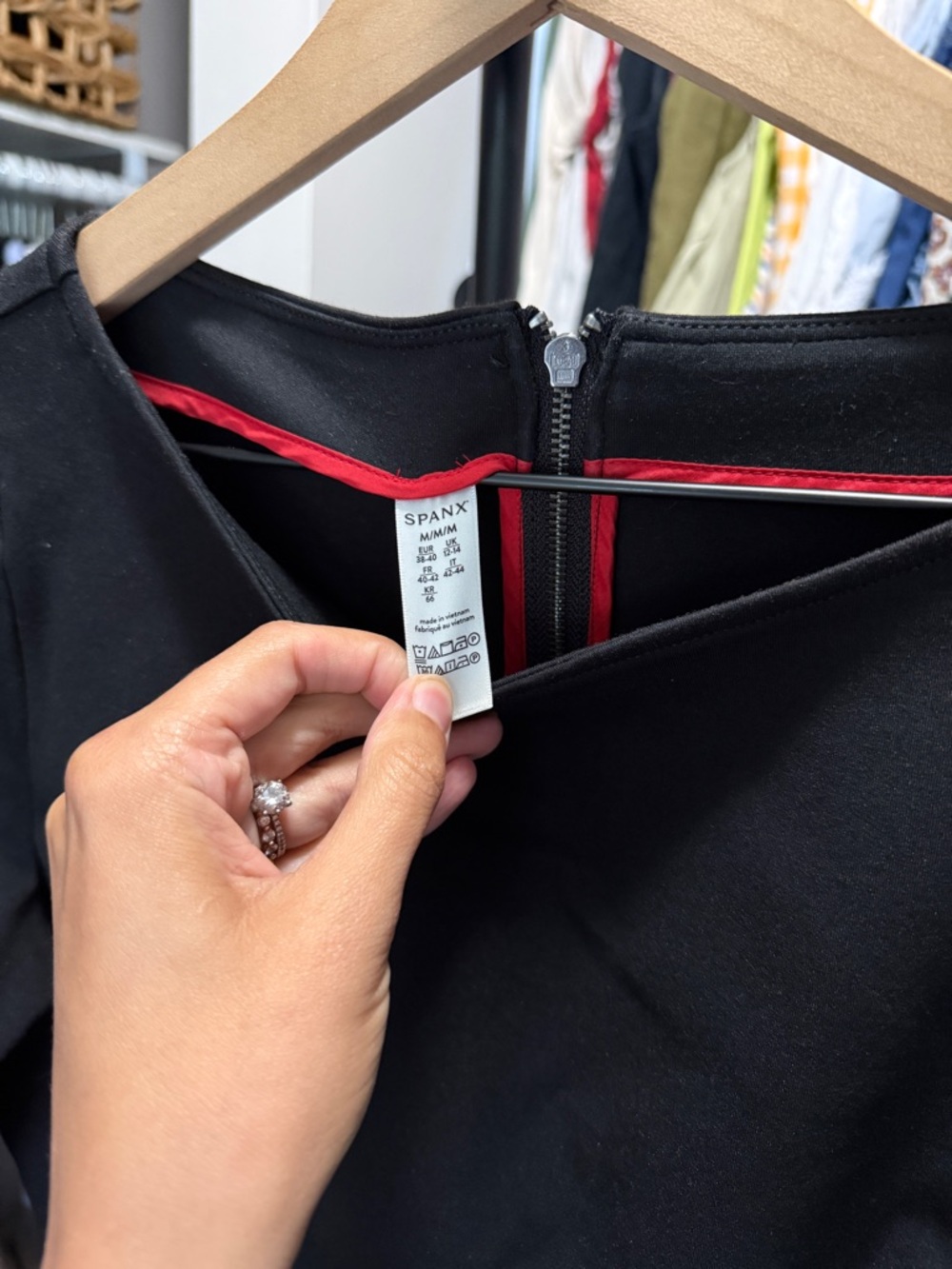 Spanx Perfect Shift Dress - Picture 6 of 6